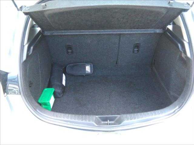 Mazda 3 hatchback 85kW nafta 201212