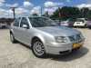 Volkswagen Bora sedan 74kW nafta 200403