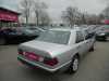 Mercedes-Benz 124 sedan 118kW benzin 199204