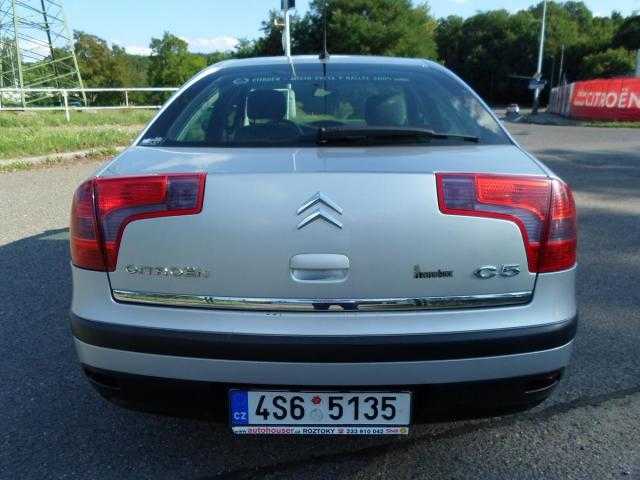 Citroën C5 sedan 85kW benzin 2005