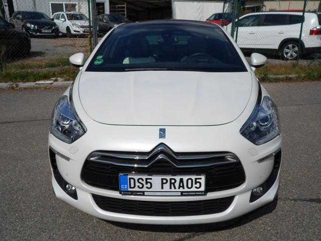 Citroën DS5 hatchback 133kW nafta 2015