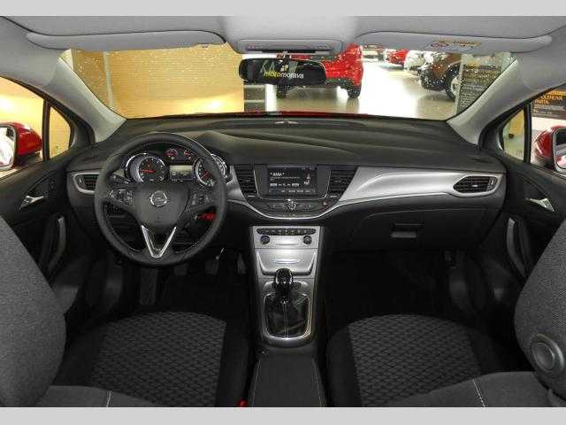 Opel Astra hatchback 77kW benzin 2016