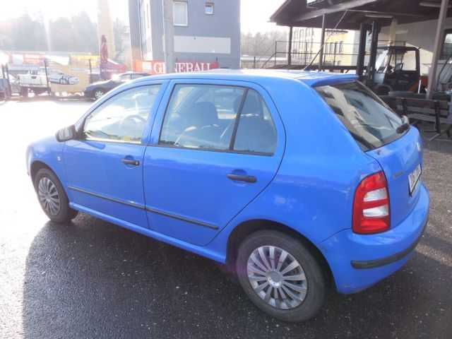 Škoda Fabia hatchback 40kW benzin 200409