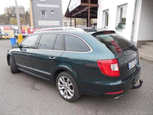 Škoda Superb kombi 103kW nafta 201008