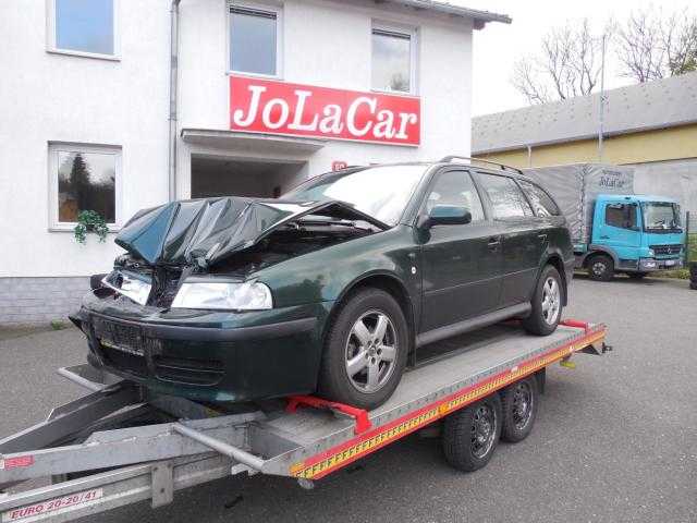 Škoda Octavia kombi 75kW benzin 200102