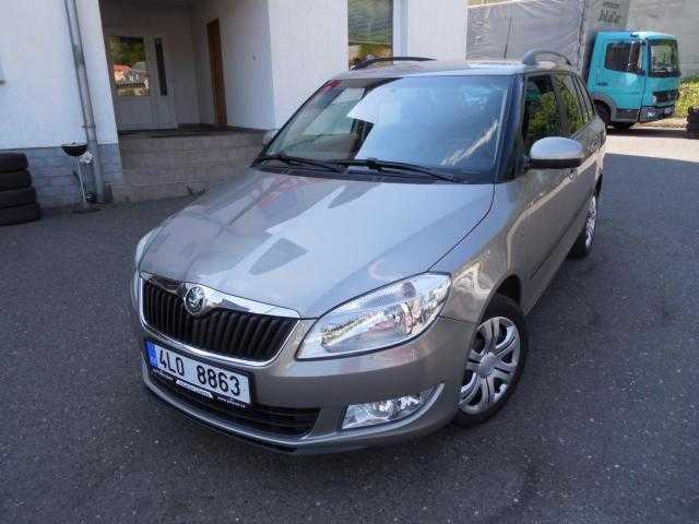 Škoda Fabia kombi 63kW benzin 201103