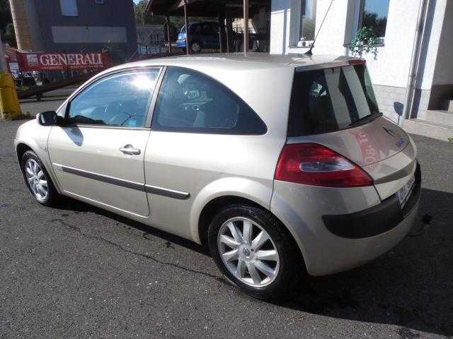 Renault Mégane hatchback 78kW benzin 200608