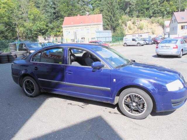 Škoda Superb sedan 110kW benzin 200302