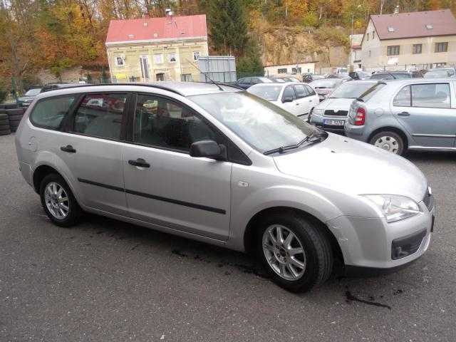 Ford Focus kombi 74kW benzin 200504