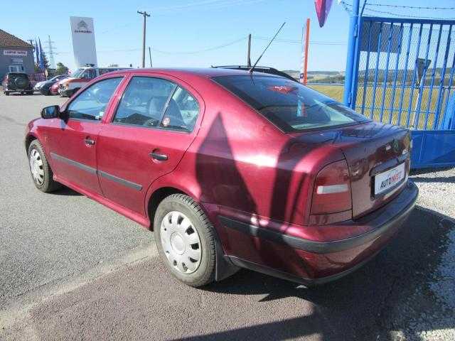 Škoda Octavia hatchback 55kW benzin 1997