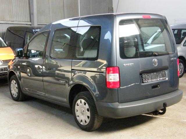 Volkswagen Caddy MPV 77kW nafta 2010