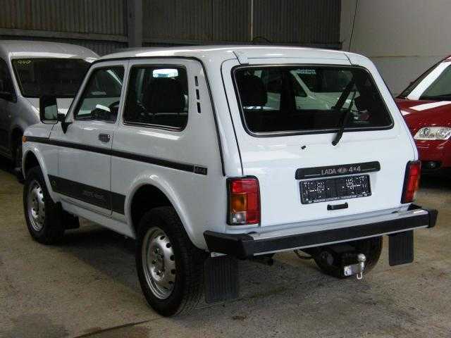 Lada Niva terénní 60kW benzin 2010