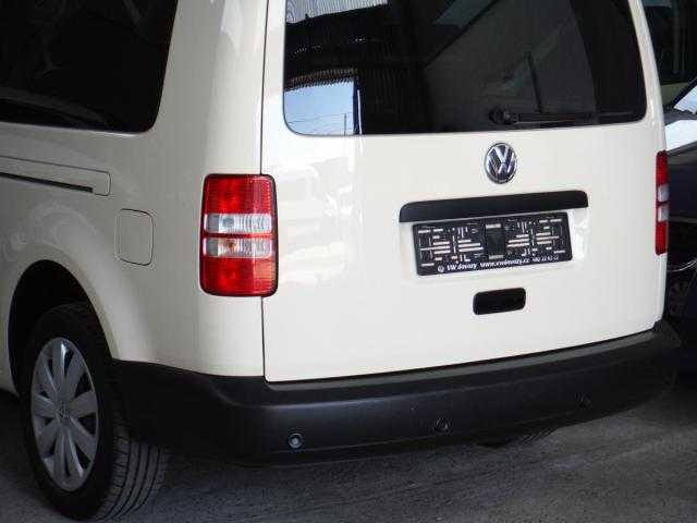 Volkswagen Caddy MPV 75kW nafta 2012