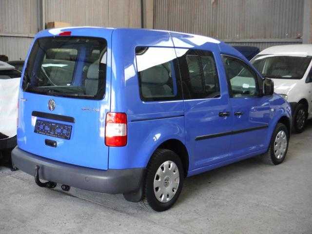 Volkswagen Caddy MPV 77kW nafta 2007