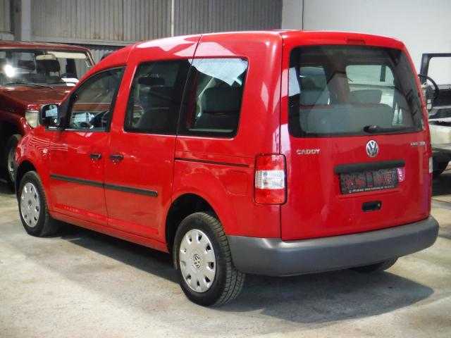 Volkswagen Caddy MPV 77kW nafta 2009