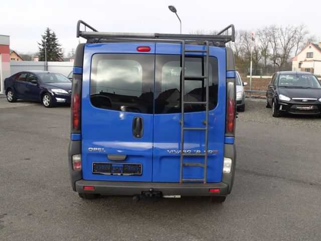 Opel Vivaro užitkové 74kW nafta 200405