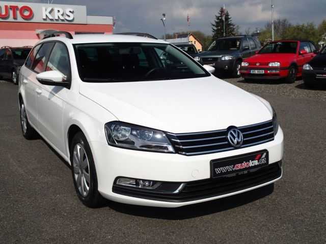 Volkswagen Passat kombi 103kW nafta 201405