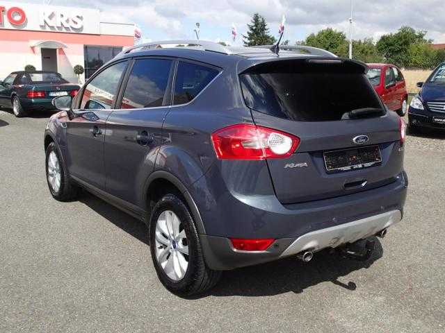 Ford Kuga kombi 103kW nafta 201103