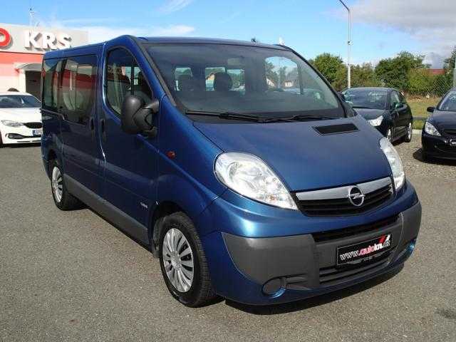 Opel Vivaro minibus 84kW nafta 200804