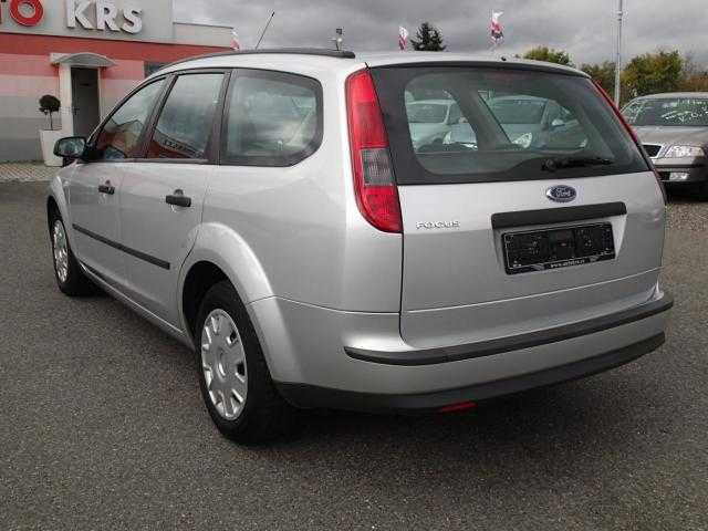 Ford Focus kombi 92kW benzin 200606