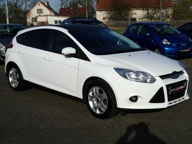 Ford Focus hatchback 77kW benzin 201109