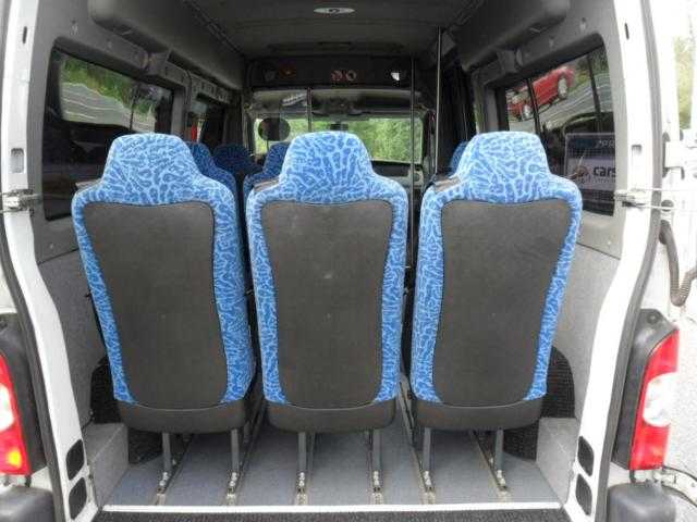 Renault Master minibus 88kW nafta 201007