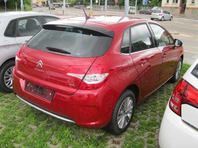 Citroën C4 hatchback 110PS benzin 2016