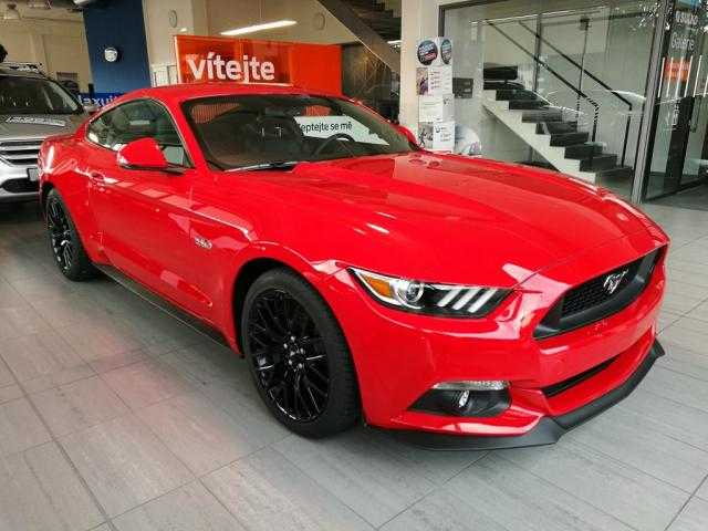 Ford Mustang kupé 421PS benzin 2017