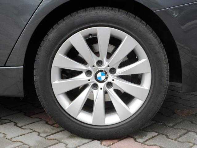 BMW Řada 3 sedan 180kW benzin 201208