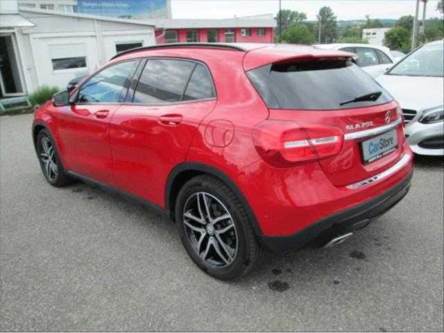 Mercedes-Benz GLA SUV 100kW nafta 201601