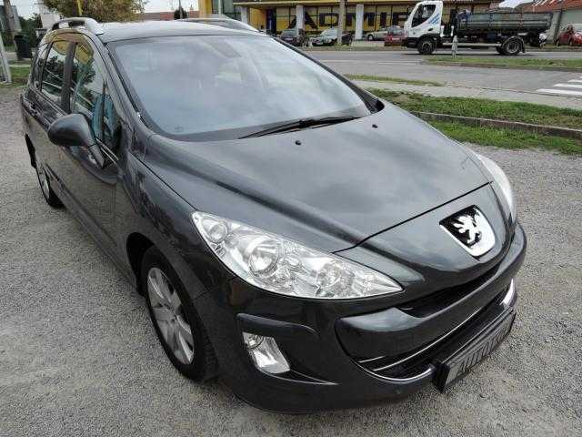 Peugeot 308 kombi 80kW nafta 200806