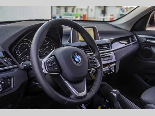 BMW X1 SUV 140kW nafta 2015