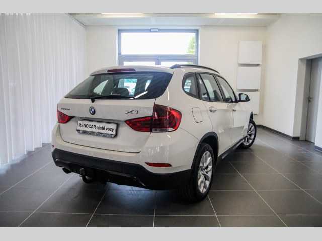 BMW X1 SUV 105kW nafta 2013