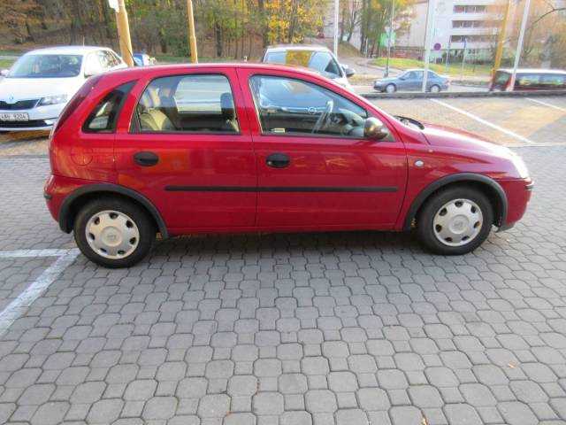 Opel Corsa hatchback 44kW benzin 200406