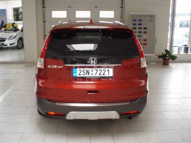 Honda CR-V kombi 110kW nafta 201312