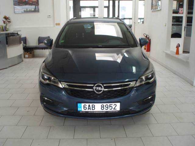 Opel Astra kombi 81kW nafta  201703