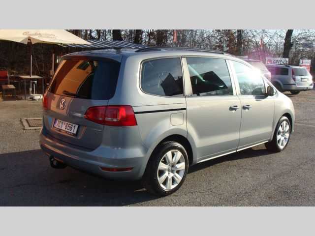 Volkswagen Sharan MPV 103kW nafta 201011