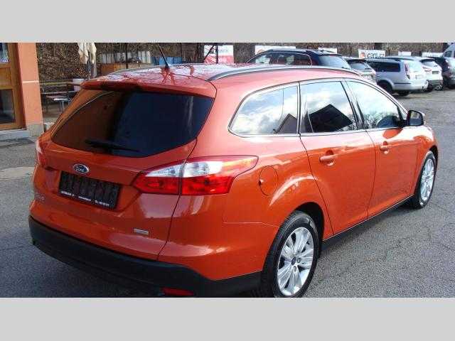 Ford Focus kombi 85kW nafta 201202