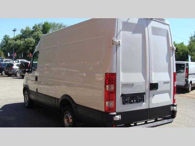 Iveco Daily skříň 107kW nafta 201208