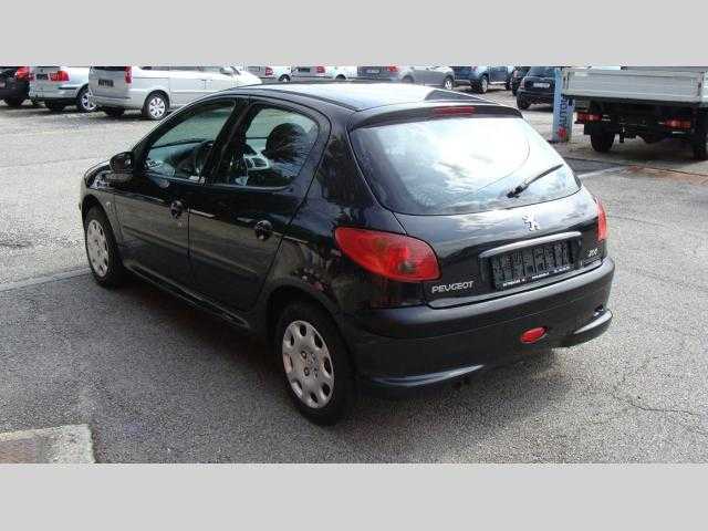 Peugeot 206 hatchback 44kW benzin 200601