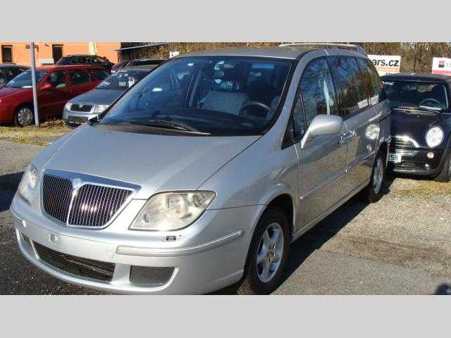 Lancia Phedra MPV 94kW nafta 200506