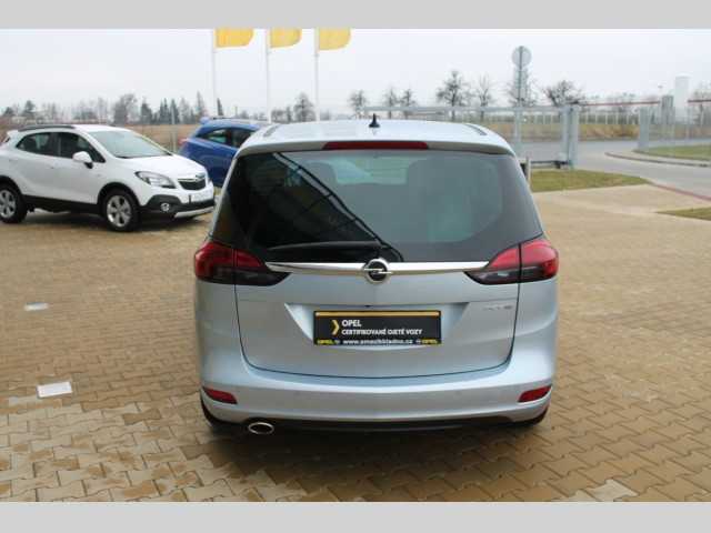 Opel Zafira MPV 125kW nafta 201505