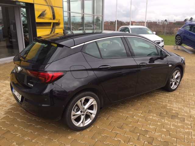 Opel Astra hatchback 77kW benzin 201602