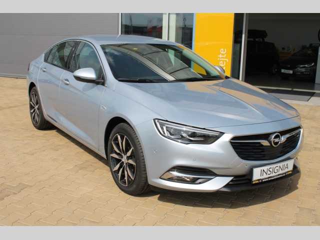 Opel Insignia liftback 125kW nafta 2017