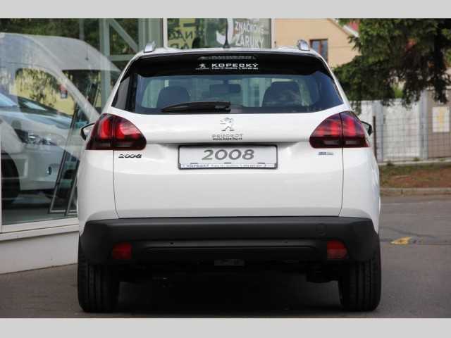 Peugeot 2008 SUV 73kW nafta 2017