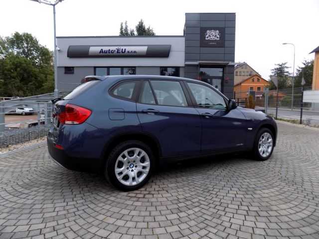 BMW X1 SUV 105kW nafta 201108