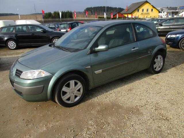 Renault Mégane hatchback 74kW nafta 200408