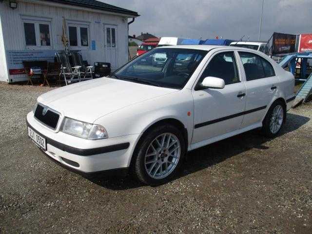 Škoda Octavia liftback 110kW benzin 199910