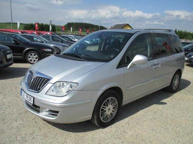 Lancia Phedra MPV 125kW nafta 201012