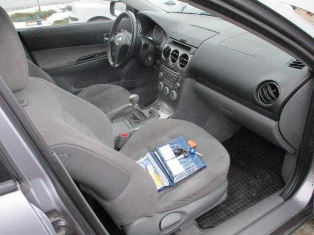 Mazda 6 kombi 100kW nafta 200310